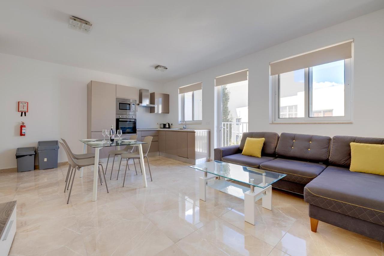 Modern 2Br Apartment In Central St Julian'S Saint Julian's ภายนอก รูปภาพ