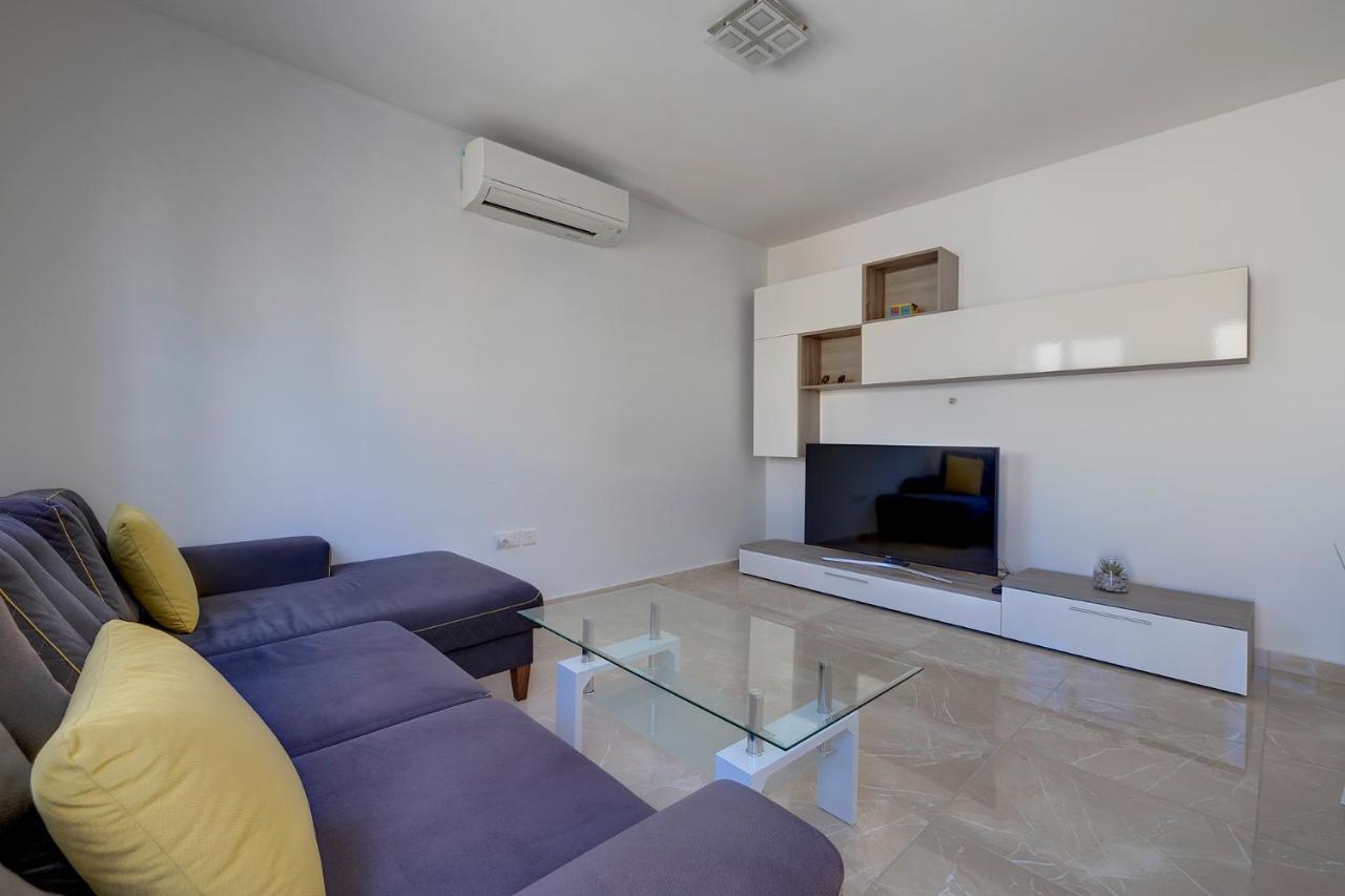 Modern 2Br Apartment In Central St Julian'S Saint Julian's ภายนอก รูปภาพ